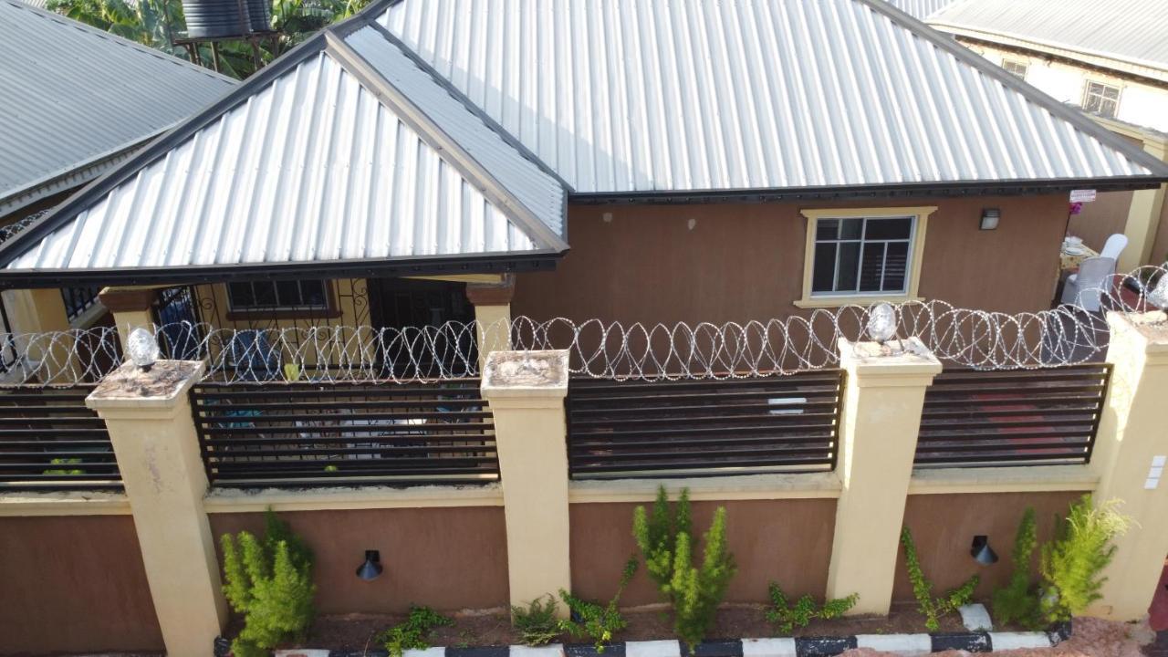 Living Green Apartments Airport Pick Up Benin City Dış mekan fotoğraf