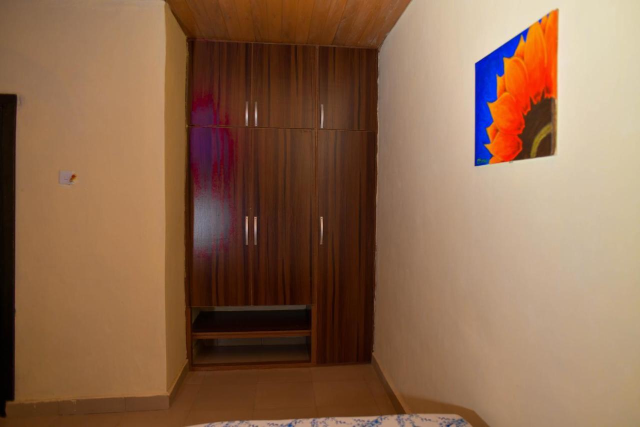 Living Green Apartments Airport Pick Up Benin City Dış mekan fotoğraf