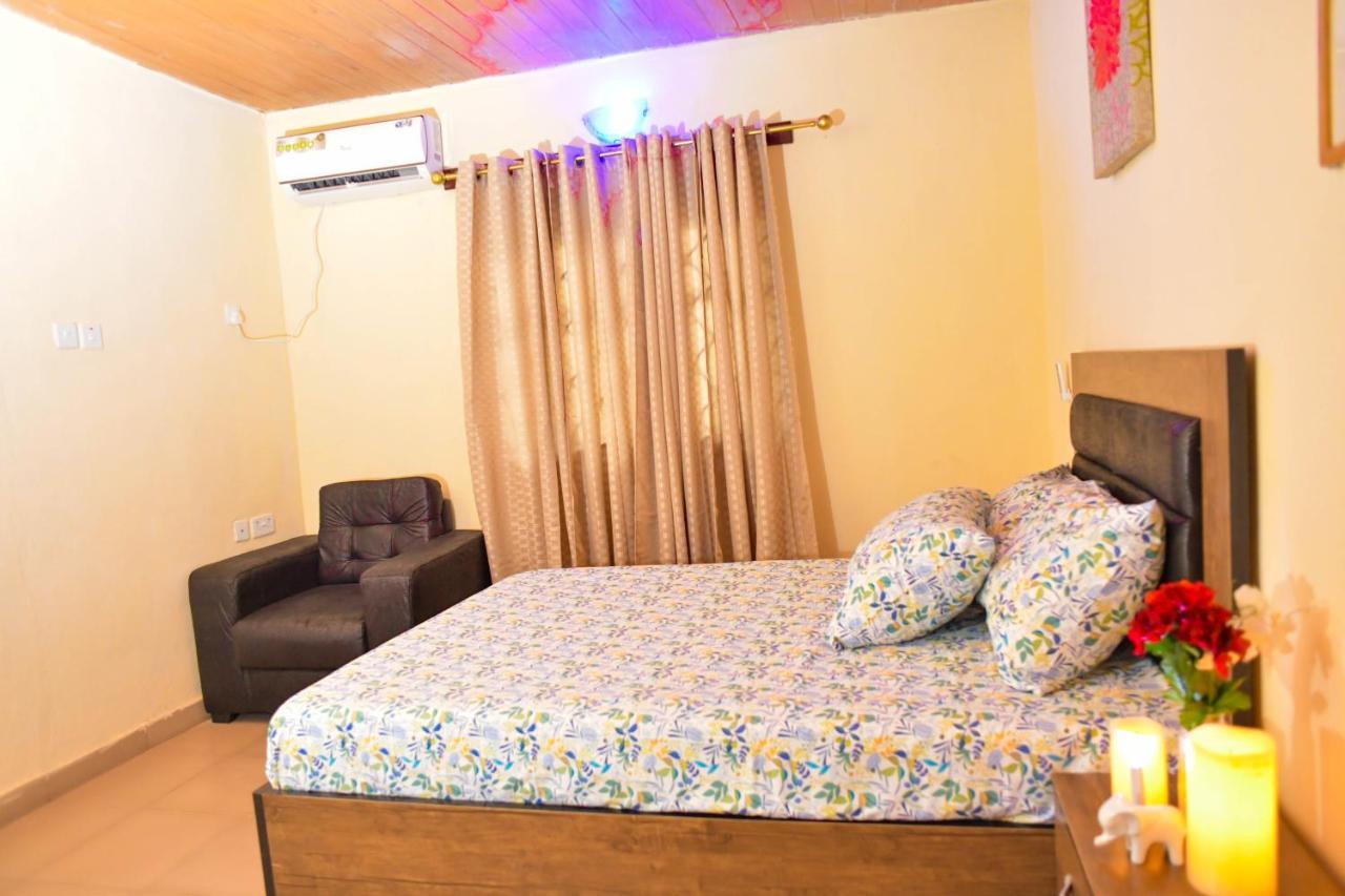 Living Green Apartments Airport Pick Up Benin City Dış mekan fotoğraf