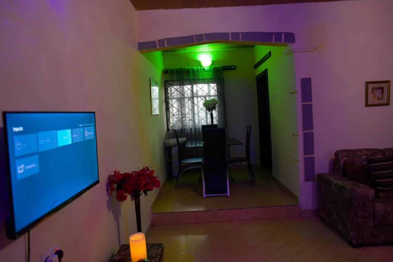 Living Green Apartments Airport Pick Up Benin City Dış mekan fotoğraf