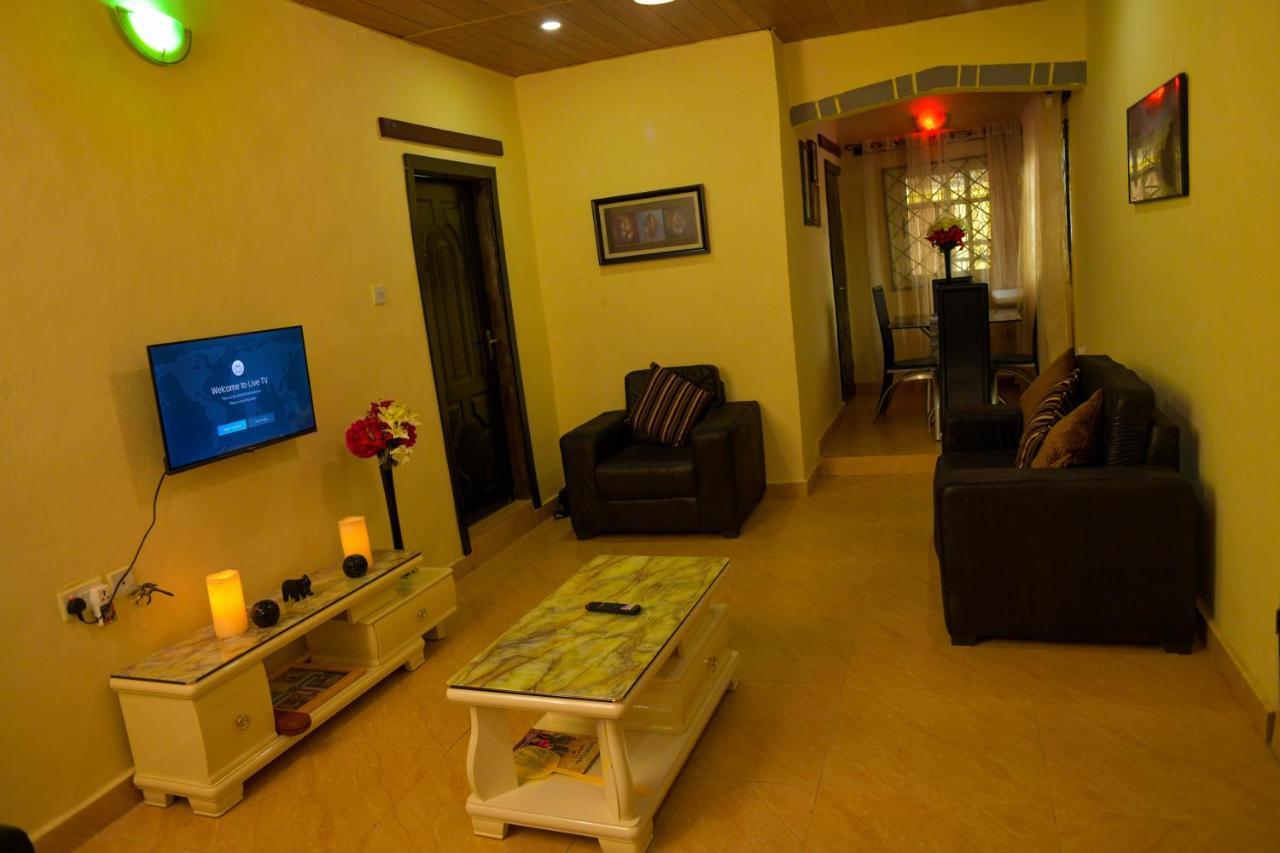 Living Green Apartments Airport Pick Up Benin City Dış mekan fotoğraf