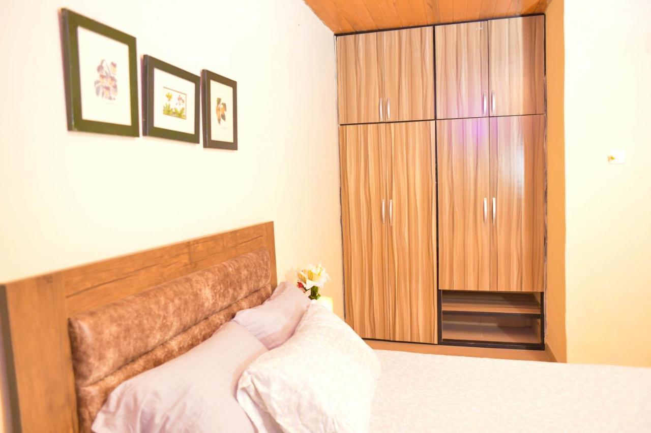 Living Green Apartments Airport Pick Up Benin City Dış mekan fotoğraf