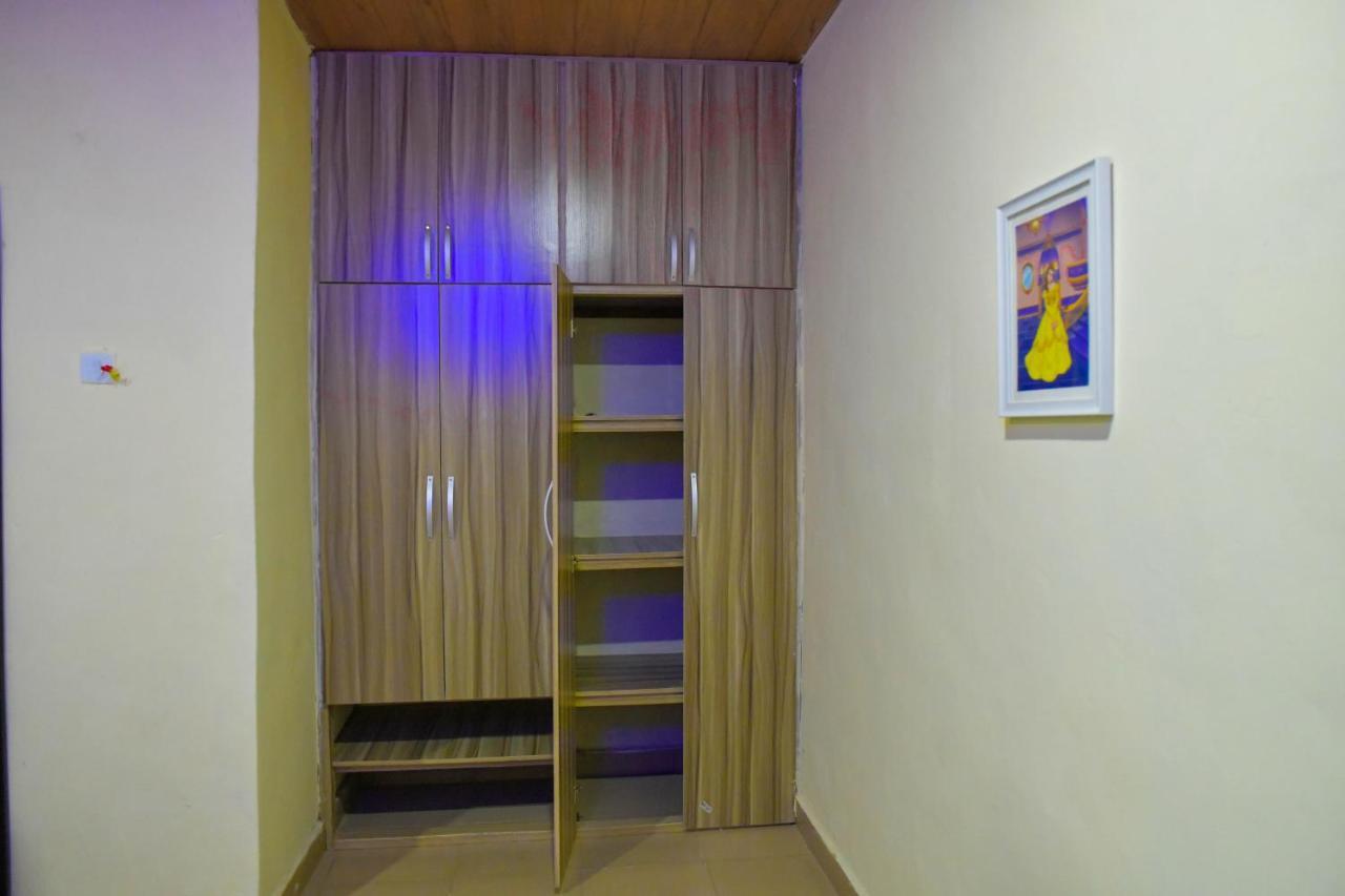 Living Green Apartments Airport Pick Up Benin City Dış mekan fotoğraf