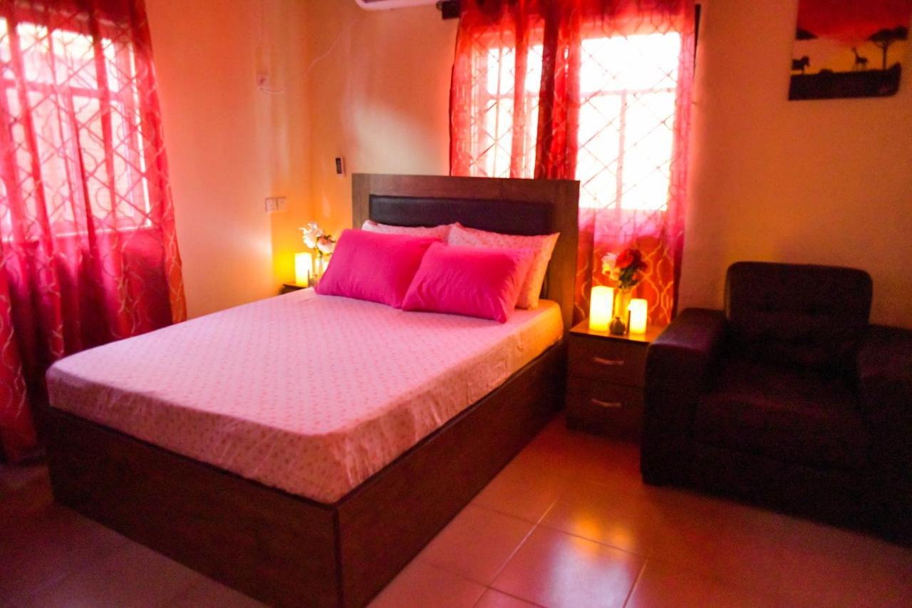 Living Green Apartments Airport Pick Up Benin City Dış mekan fotoğraf