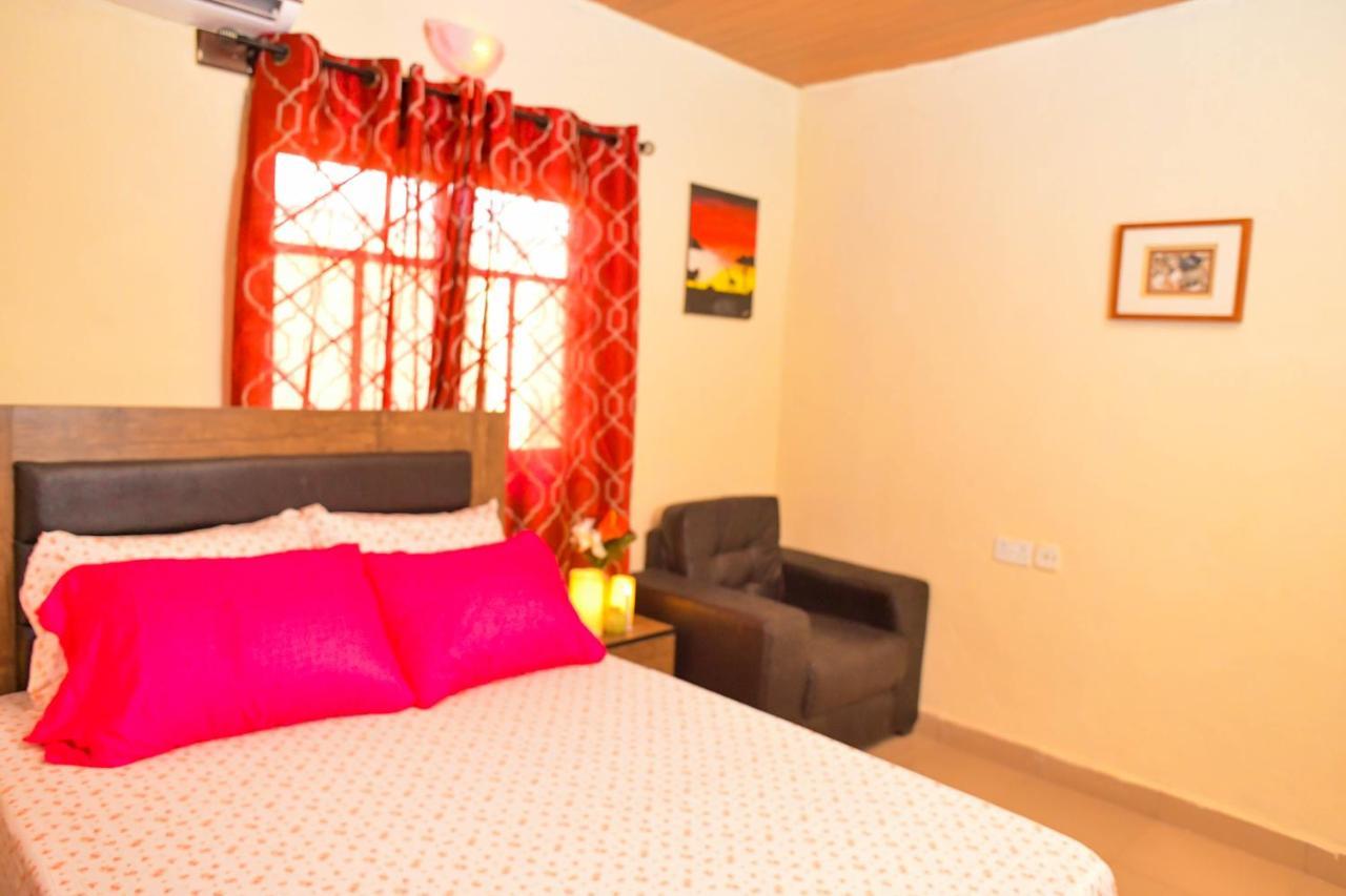 Living Green Apartments Airport Pick Up Benin City Dış mekan fotoğraf