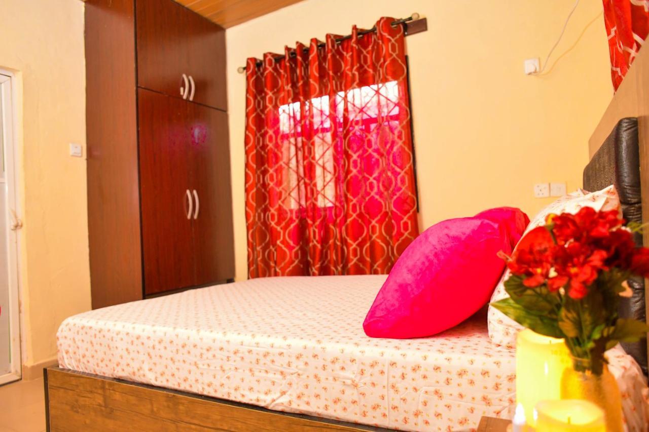 Living Green Apartments Airport Pick Up Benin City Dış mekan fotoğraf